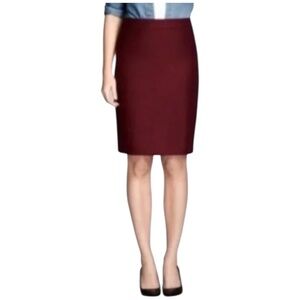 J Crew "The Pencil Skirt" - Plum/Raspberry Size 00P